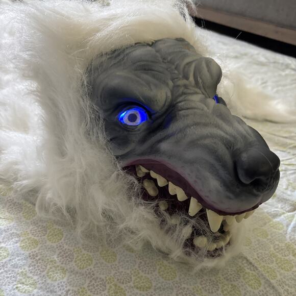 Werewolf Rug Light Up Eyes & Sound Decoration White Wolfman Halloween Decor 70” - Picture 2 of 11
